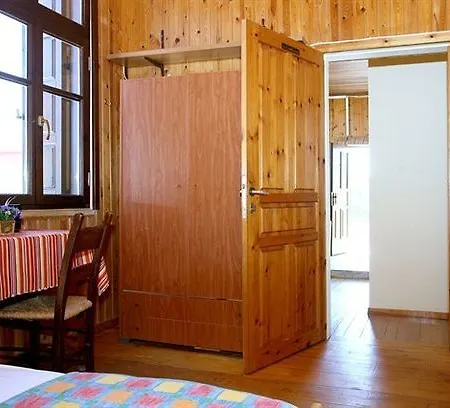 Morfeas Nest Aparthotel